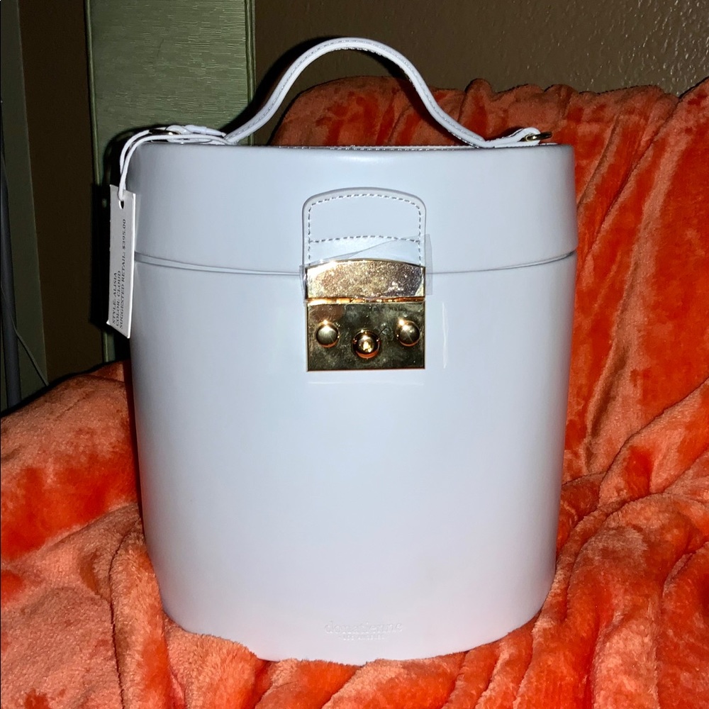 Donatienne Alisia Leather purse